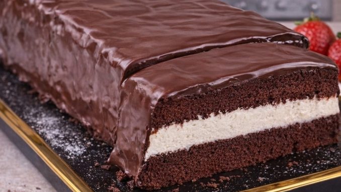 KADA JE PROBATE, ZABORAVIĆETE NA KUPLJENU – domaća Kinder Delice torta! - featured image KADA JE PROBATE, ZABORAVIĆETE NA KUPLJENU – domaća Kinder Delice torta! - featured image