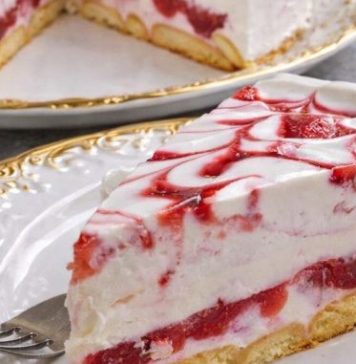 MRAMORNA TORTA OD JAGODA: Izgleda fantastično, a ukus obara s nogu! MRAMORNA TORTA OD JAGODA: Izgleda fantastično, a ukus obara s nogu! - featured image