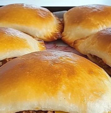 ELEGANTNE PUNJENE POGAČICE – S MLEVENIM MESOM I KROMPIROM, KAO IZ RESTORANA! 🍽️✨ ELEGANTNE PUNJENE POGAČICE – S MLEVENIM MESOM I KROMPIROM, KAO IZ RESTORANA! 🍽️✨ - featured image