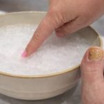 Samo 3 sastojka za žute i zadebljale nokte! GLJIVICE NA NOKTIMA KAO RUKOM ODNESENE… Samo 3 sastojka za žute i zadebljale nokte! GLJIVICE NA NOKTIMA KAO RUKOM ODNESENE… - featured image