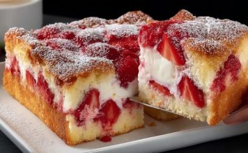 Savršen kolač od jagoda za samo 5 minuta! Jednostavan i ukusan!!! Savršen kolač od jagoda za samo 5 minuta! Jednostavan i ukusan!!! - featured image