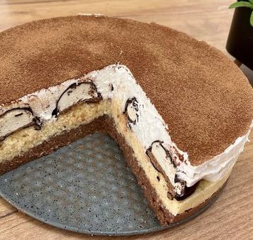 MANČMELOU TORTA BEZ PEČENJA: Kremasta I Izdašna Poslastica Koju Će Klinci Mnogo Voliti– Nikad Lakša Priprema MANČMELOU TORTA BEZ PEČENJA: Kremasta I Izdašna Poslastica Koju Će Klinci Mnogo Voliti– Nikad Lakša Priprema - featured image