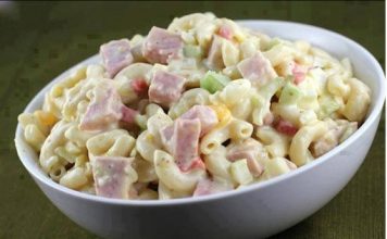 OVA SALATA JE IDEALNA ZAMJENA ZA RUČAK U OVE TOPLE DANE OVA SALATA JE IDEALNA ZAMJENA ZA RUČAK U OVE TOPLE DANE - featured image