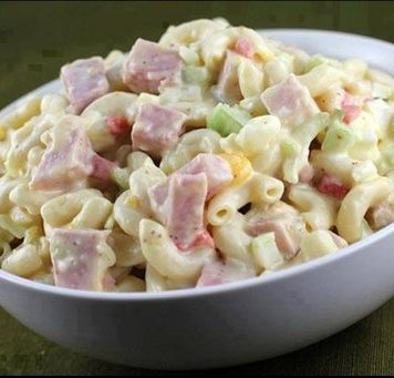 OVA SALATA JE IDEALNA ZAMJENA ZA RUČAK U OVE TOPLE DANE OVA SALATA JE IDEALNA ZAMJENA ZA RUČAK U OVE TOPLE DANE - featured image