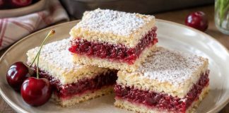Sočna voćna pita sa višnjama – mekana, mirisna i jednostavna… Sočna voćna pita sa višnjama – mekana, mirisna i jednostavna… - featured image