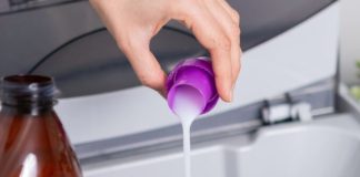 Ovu grešku svi prave: Evo kako treba sipati omekšivač da bi veš divno mirisao sedmicama Ovu grešku svi prave: Evo kako treba sipati omekšivač da bi veš divno mirisao sedmicama - featured image