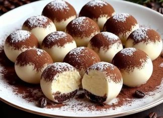 SVEČANE TIRAMISU PRALINE 🍫✨ Pospute kakaom, sa mascarponeom i espresom SVEČANE TIRAMISU PRALINE 🍫✨ Pospute kakaom, sa mascarponeom i espresom - featured image