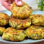 Krompir sa tikvicama ima bolji ukus od bilo kojih šnicli! Jednostavan i jeftin recept! Krompir sa tikvicama ima bolji ukus od bilo kojih šnicli! Jednostavan i jeftin recept! - featured image