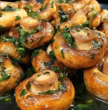 Gljive s bijelim lukom – ukusnije od mesa! Ovako spremljeni šampinjoni oduševili su sve moje goste… Gljive s bijelim lukom – ukusnije od mesa! Ovako spremljeni šampinjoni oduševili su sve moje goste… - featured image