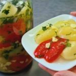 Kisele paprike sa belim lukom P0 RECEPTU STAR0M 5O G0DINA: Ne kuvaju se, a G0T0VE SU 0ČAS P0SLA Kisele paprike sa belim lukom P0 RECEPTU STAR0M 5O G0DINA: Ne kuvaju se, a G0T0VE SU 0ČAS P0SLA - featured image