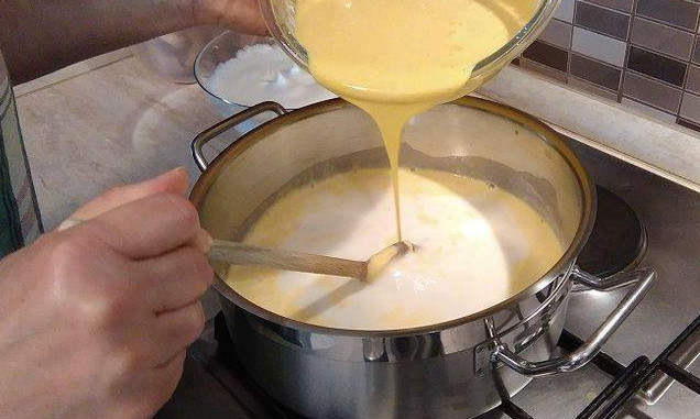 ORIGINAL KREMA ZA KREMPITU…RECEPT KOJI JE POKUPILA MOJA PRIJATELJICA IZ JEDNOG VRHUNSKOG RESTORANA - featured image ORIGINAL KREMA ZA KREMPITU…RECEPT KOJI JE POKUPILA MOJA PRIJATELJICA IZ JEDNOG VRHUNSKOG RESTORANA - featured image