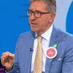 U KISELOM ORGANIZMU NASTAJU I NAJTEŽE BOLESTI : Doktor Ivanov otkrio kako sa 4 badema zaliječiti želudac, a evo šta je rekao o sodi bikarboni U KISELOM ORGANIZMU NASTAJU I NAJTEŽE BOLESTI : Doktor Ivanov otkrio kako sa 4 badema zaliječiti želudac, a evo šta je rekao o sodi bikarboni - featured image