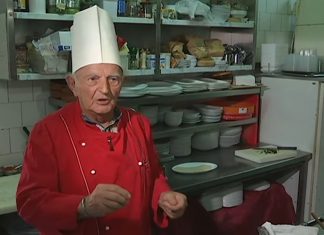 25 godina kuhao je Titu, a sad je otkrio svoj recept za najbolji ajvar: Jedan sastojak nikad ne dodaje 25 godina kuhao je Titu, a sad je otkrio svoj recept za najbolji ajvar: Jedan sastojak nikad ne dodaje - featured image