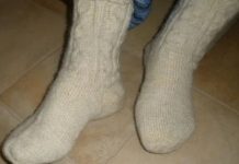 DA LI NOSITE U KUĆI VUNENE ČARAPE? Evo šta vam znači za zdravlje DA LI NOSITE U KUĆI VUNENE ČARAPE? Evo šta vam znači za zdravlje - featured image