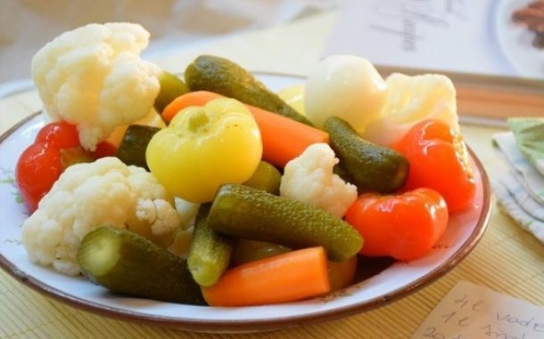 ŽIVA TURŠIJA….JEDNOSTAVAN RECEPT ZA PRAVU ZIMNICU - featured image ŽIVA TURŠIJA….JEDNOSTAVAN RECEPT ZA PRAVU ZIMNICU - featured image