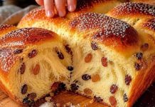 💥 TIJESTO KOJE RASTE KAO BALON! 🎈Ovo je najbolja pogača s grožđicama, mekana poput pamuka, koja se lista u nježne niti i ostaje svježa i mekana danima. 🍇🍞😍 💥 TIJESTO KOJE RASTE KAO BALON! 🎈Ovo je najbolja pogača s grožđicama, mekana poput pamuka, koja se lista u nježne niti i ostaje svježa i mekana danima. 🍇🍞😍 - featured image