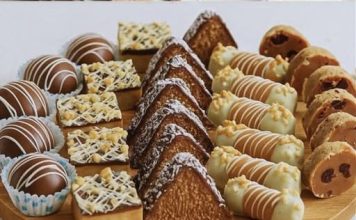 5 VRSTA SITNIH POSNIH KOLAČA OD JEDNE SMJESE – isto kao na slici 🍪✨ Brzo, jednostavno i preukusno – savršeno za praznične trpeze ili druženja. 5 VRSTA SITNIH POSNIH KOLAČA OD JEDNE SMJESE – isto kao na slici 🍪✨ Brzo, jednostavno i preukusno – savršeno za praznične trpeze ili druženja. - featured image